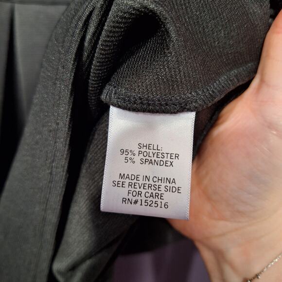 Isadora womems 2x black ribbed fit and flare dress scalloped neckline sleeveless - Picture 7 of 8